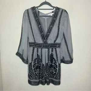 Boston Proper Gray Tunic with Black Burnout Velvet Details Size Small